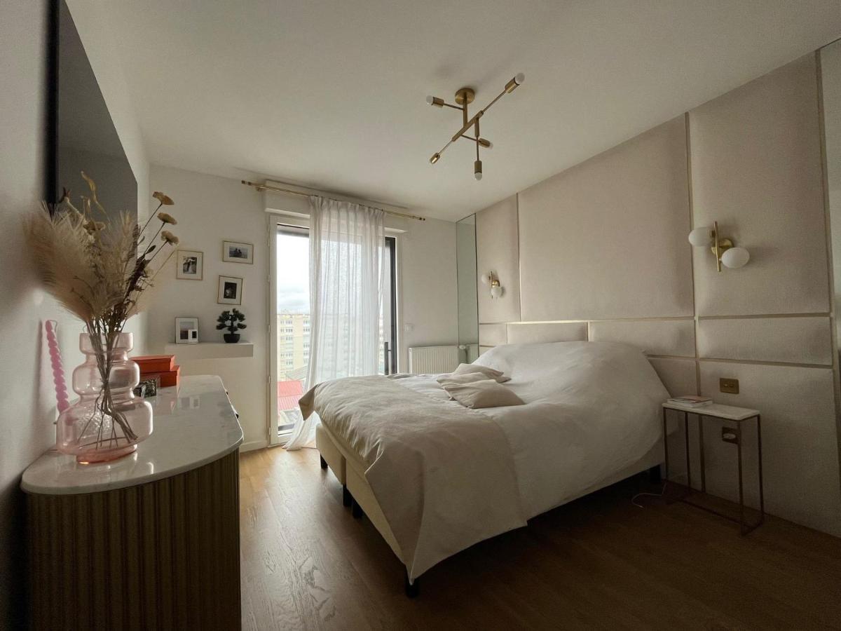 Appartement Luxueux Climatise Avec Terrasse, 6 Couchages - 17Eme Arrondissement De Paris クリシー エクステリア 写真
