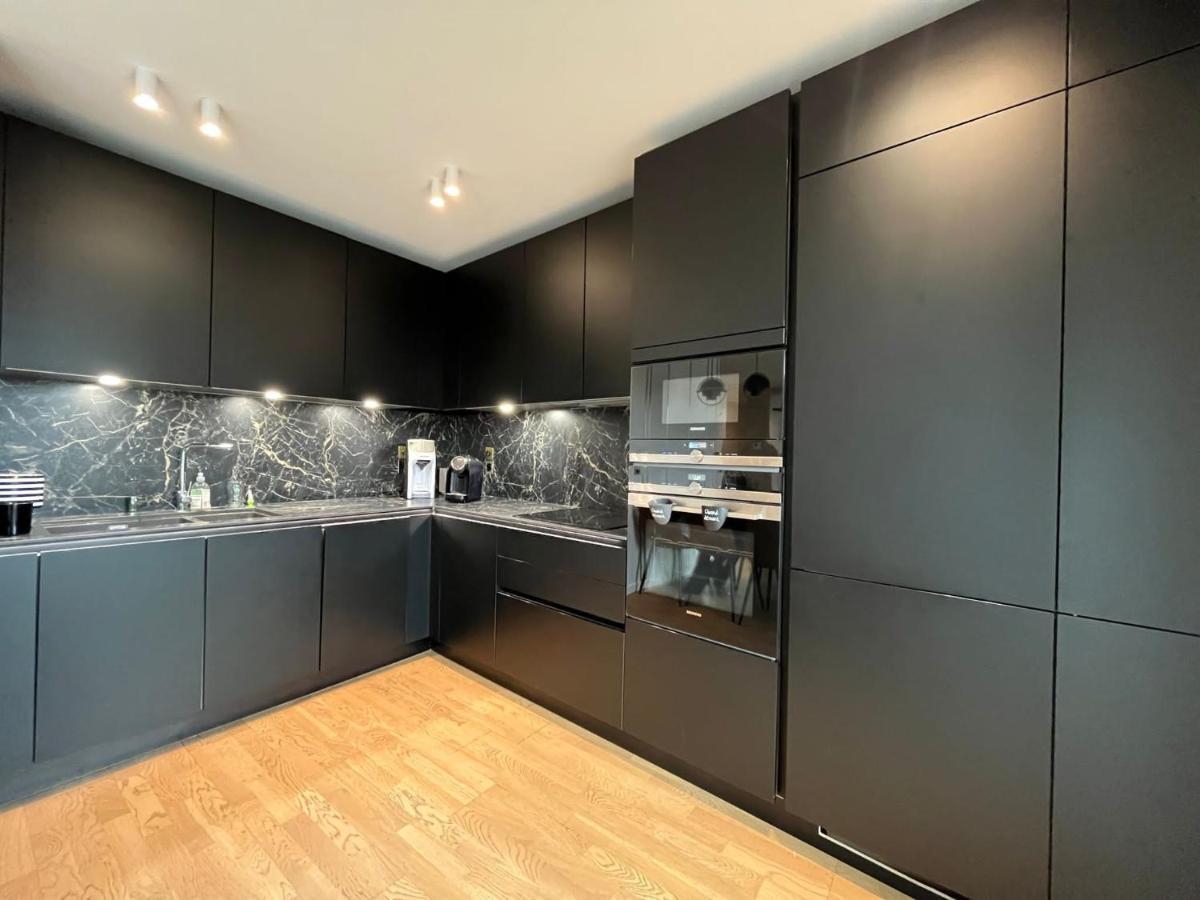 Appartement Luxueux Climatise Avec Terrasse, 6 Couchages - 17Eme Arrondissement De Paris クリシー エクステリア 写真
